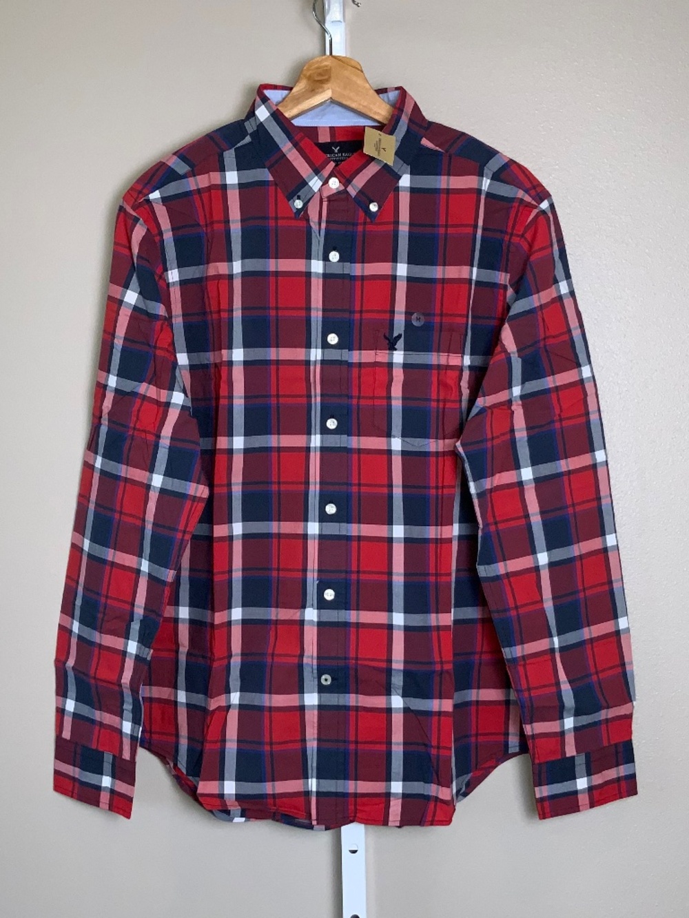 American Eagle Outfitters Classic Plaid Button Down Oxford Shirt